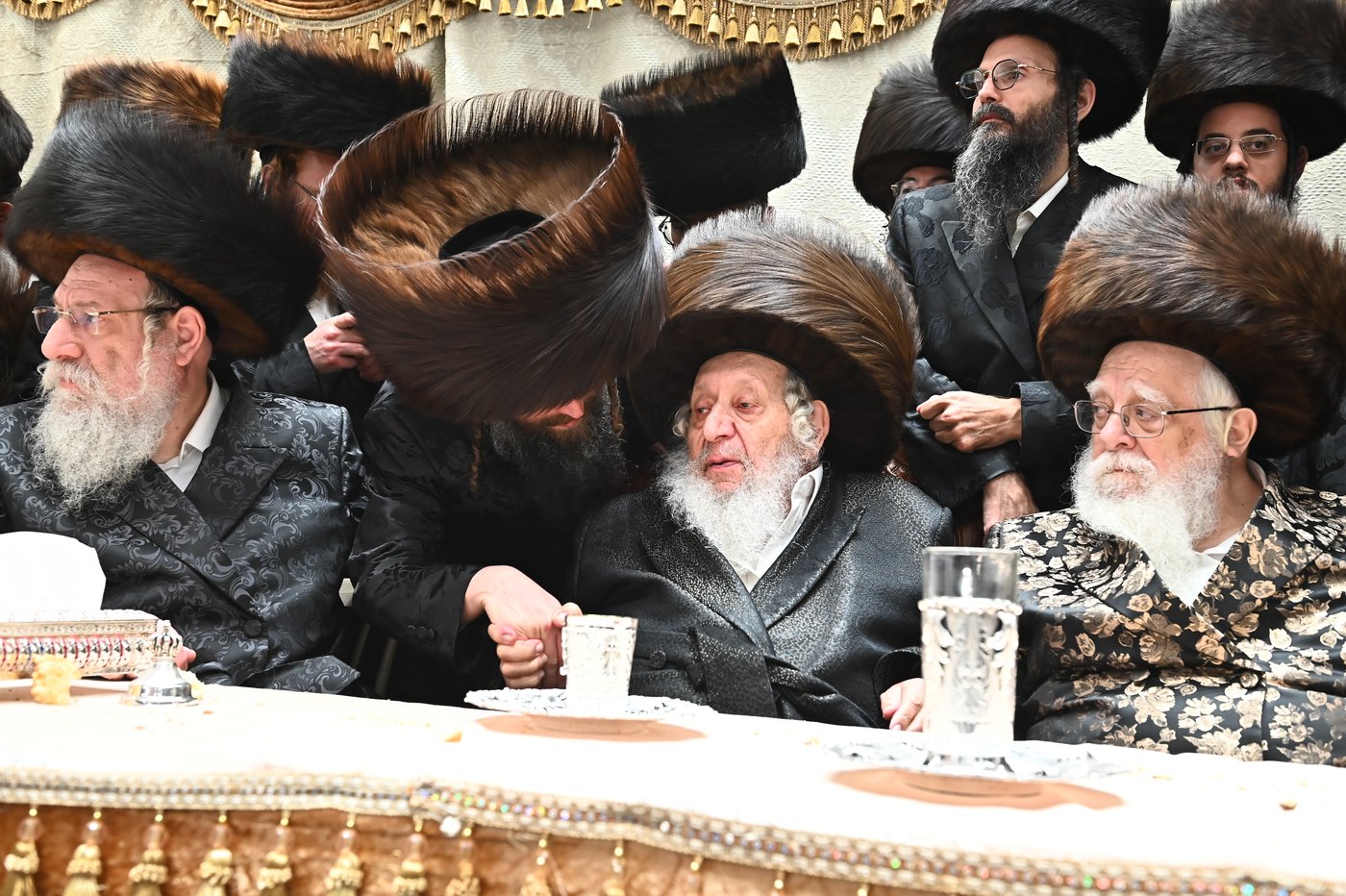 שמחת בית נאראל - זוועהיל - נדבורנה - שאץ ויזניץ