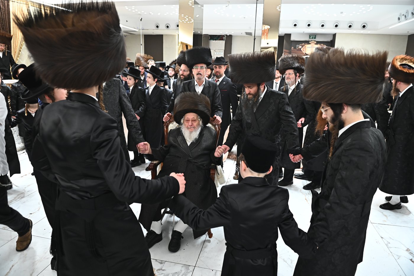 שמחת בית נאראל - זוועהיל - נדבורנה - שאץ ויזניץ