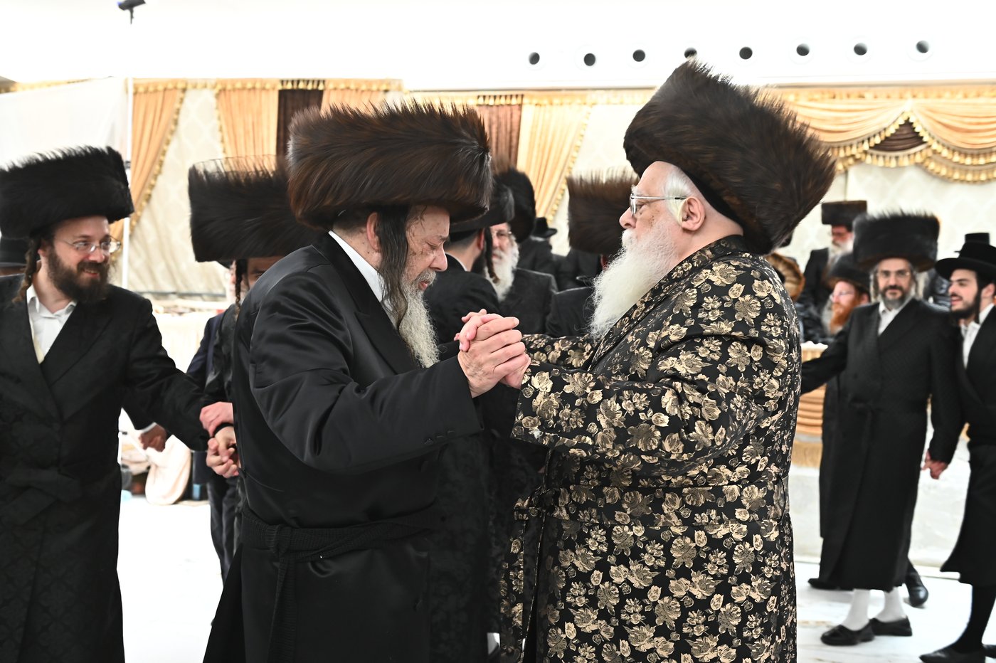 שמחת בית נאראל - זוועהיל - נדבורנה - שאץ ויזניץ