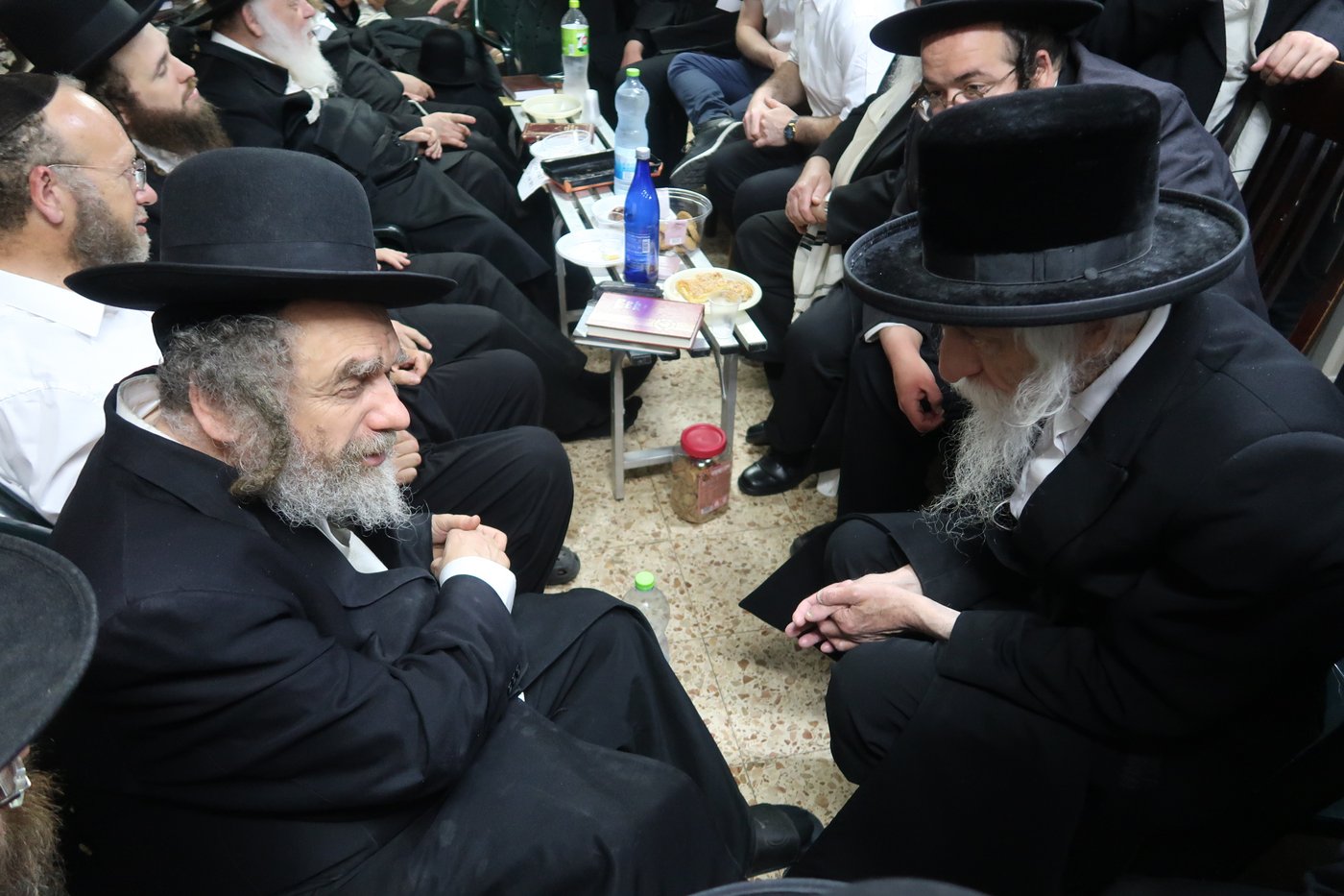 ניחום אבלים אצל הגרמ"מ קארפ 