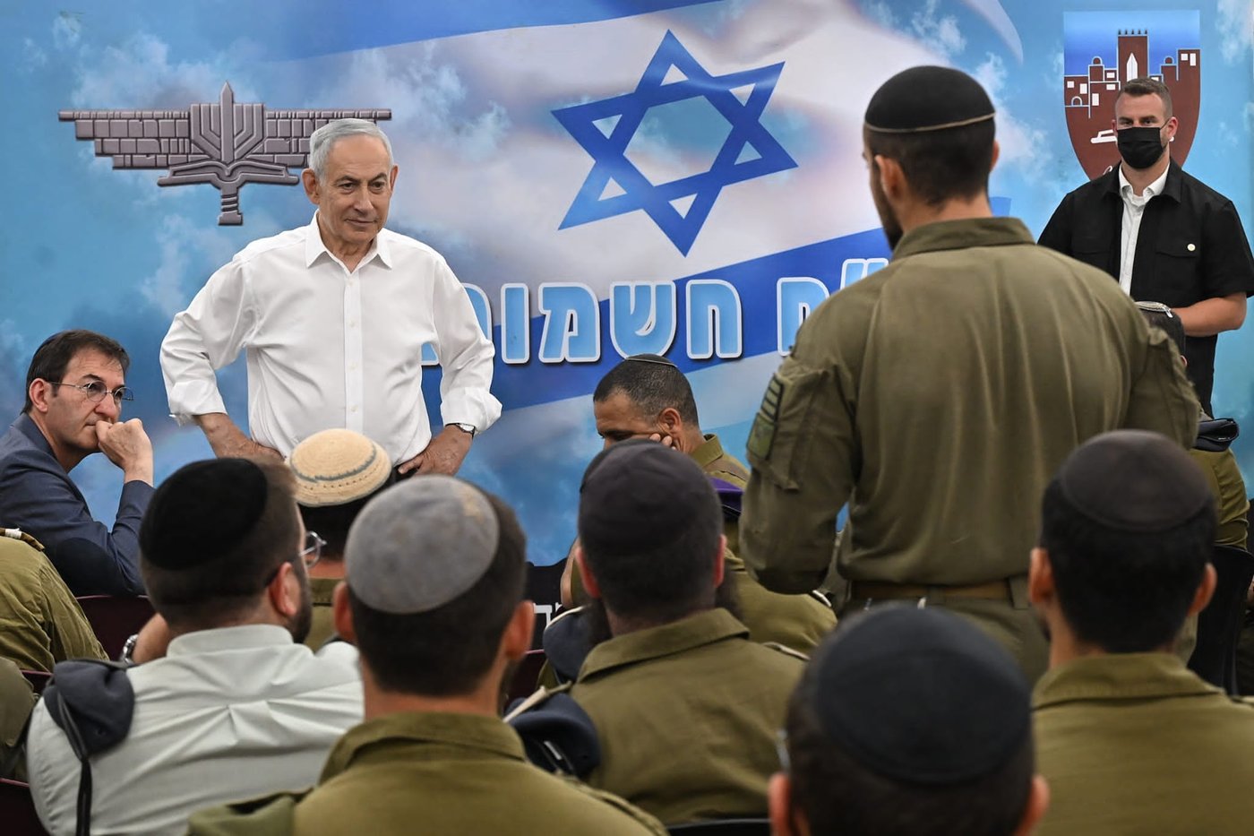 מביך ומכעיס: נתניהו וביסמוט בהתרסה כנגד גדולי ישראל