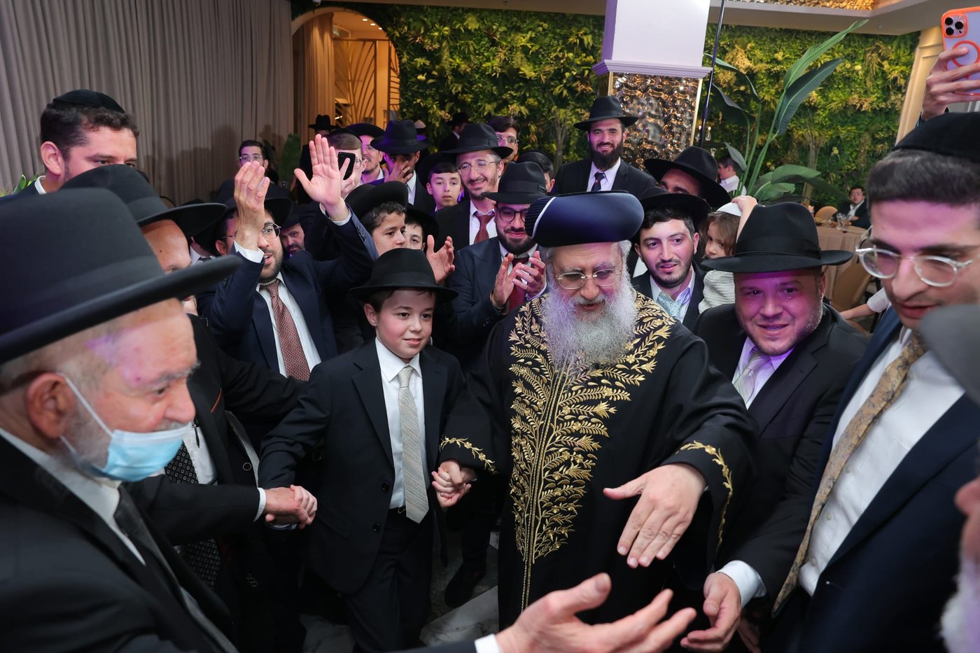 שמחת בר המצווה לנכד הגה"צ רבי יצחק כהן