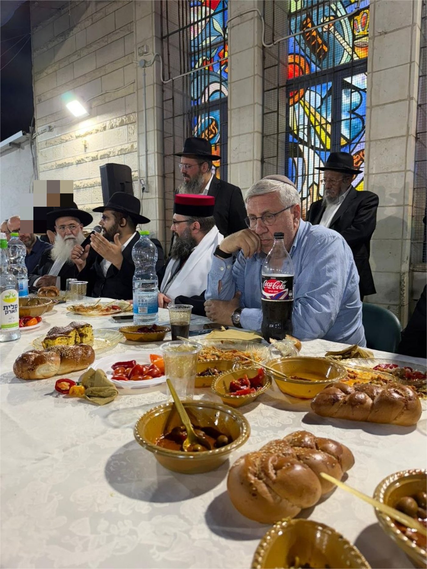 ראש העיר שנרדם בוועידה | 'זיידל'ע' עם כל התמונות, הנייעס והחשיפות של השבוע