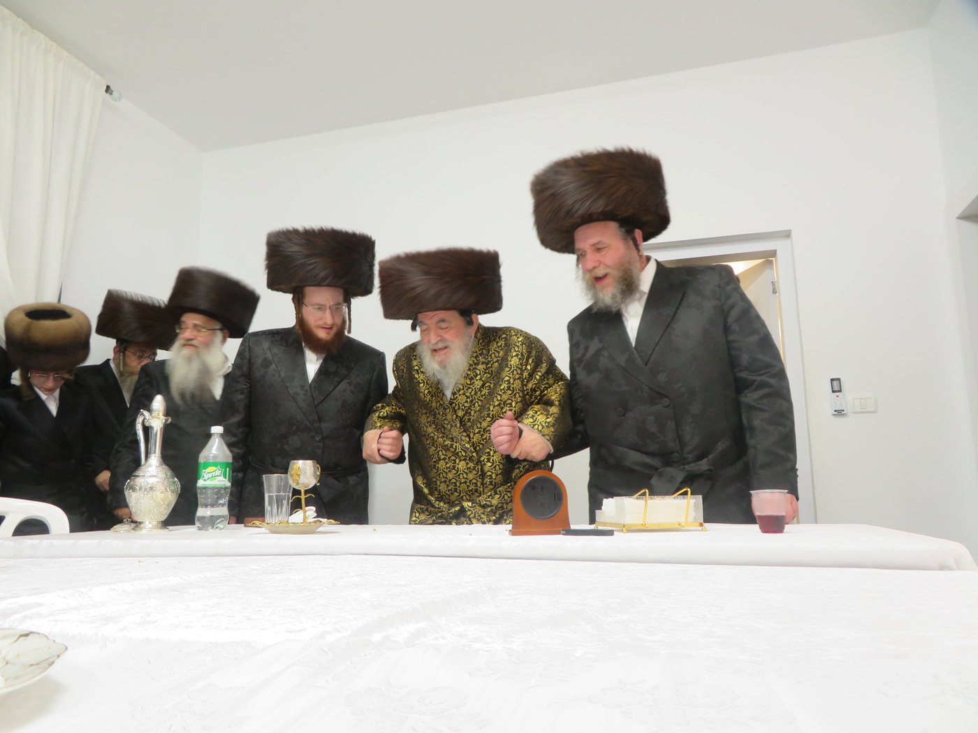שמחת הפארשפיל בחצה"ק ויז'ניץ