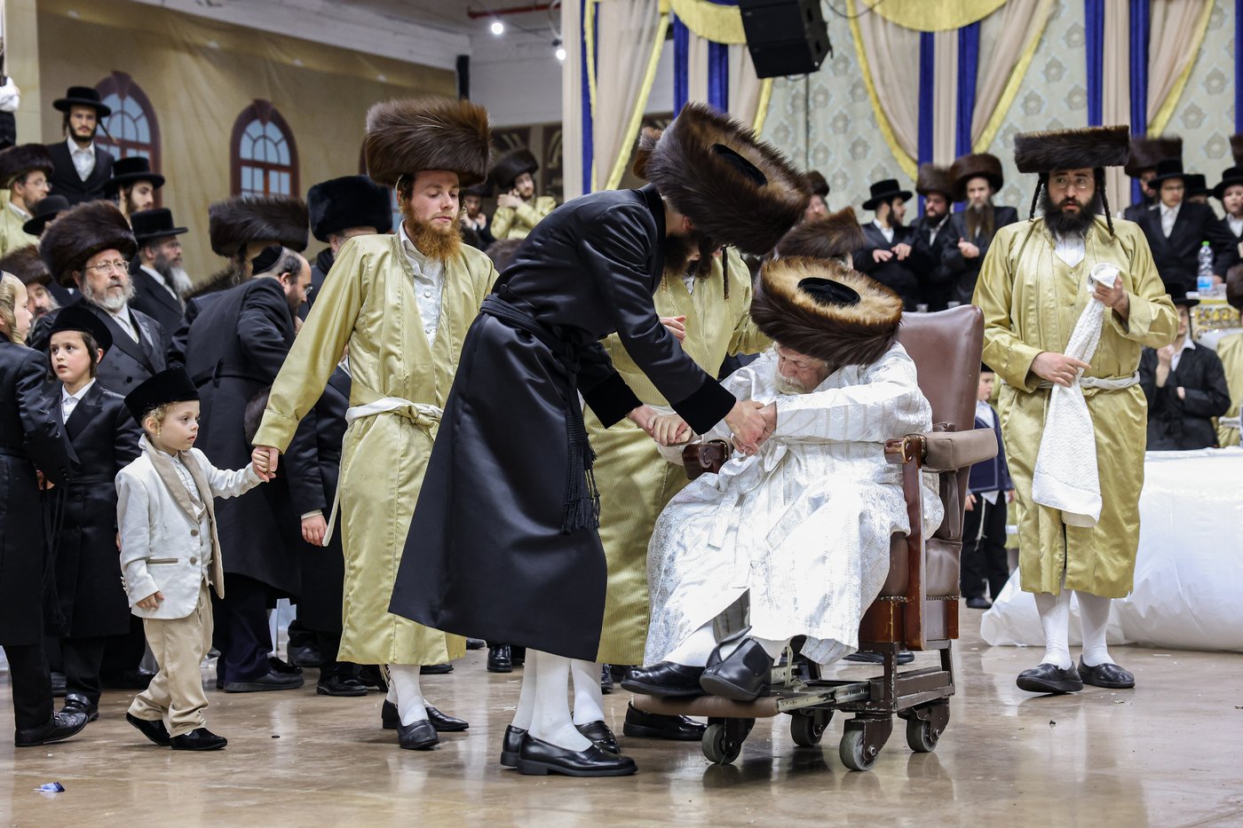 שמחת בית תולדות אברהם יצחק - מאור החיים