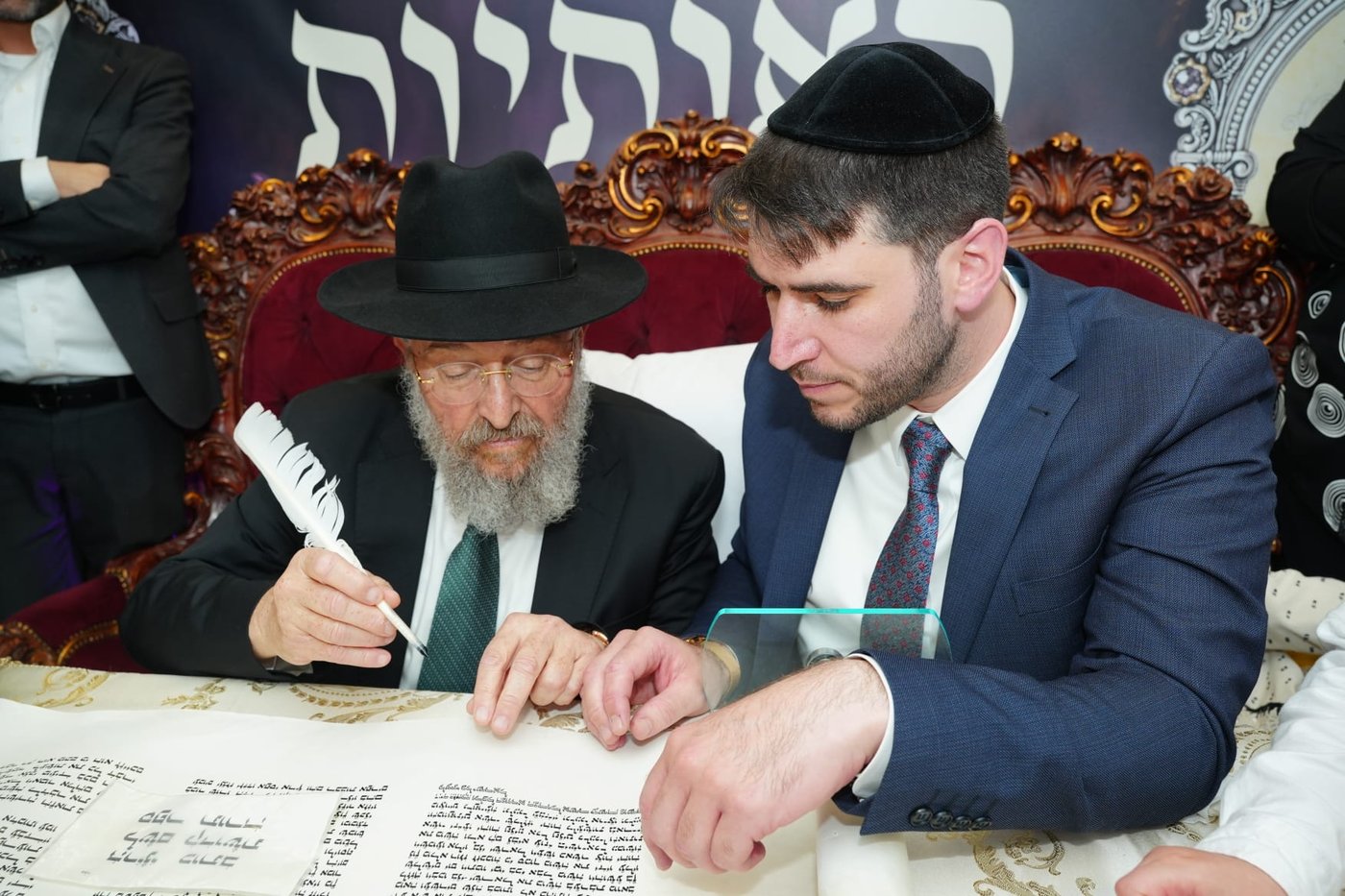 הכנסת ספר תורה נדבת ר' צביקה כהן
