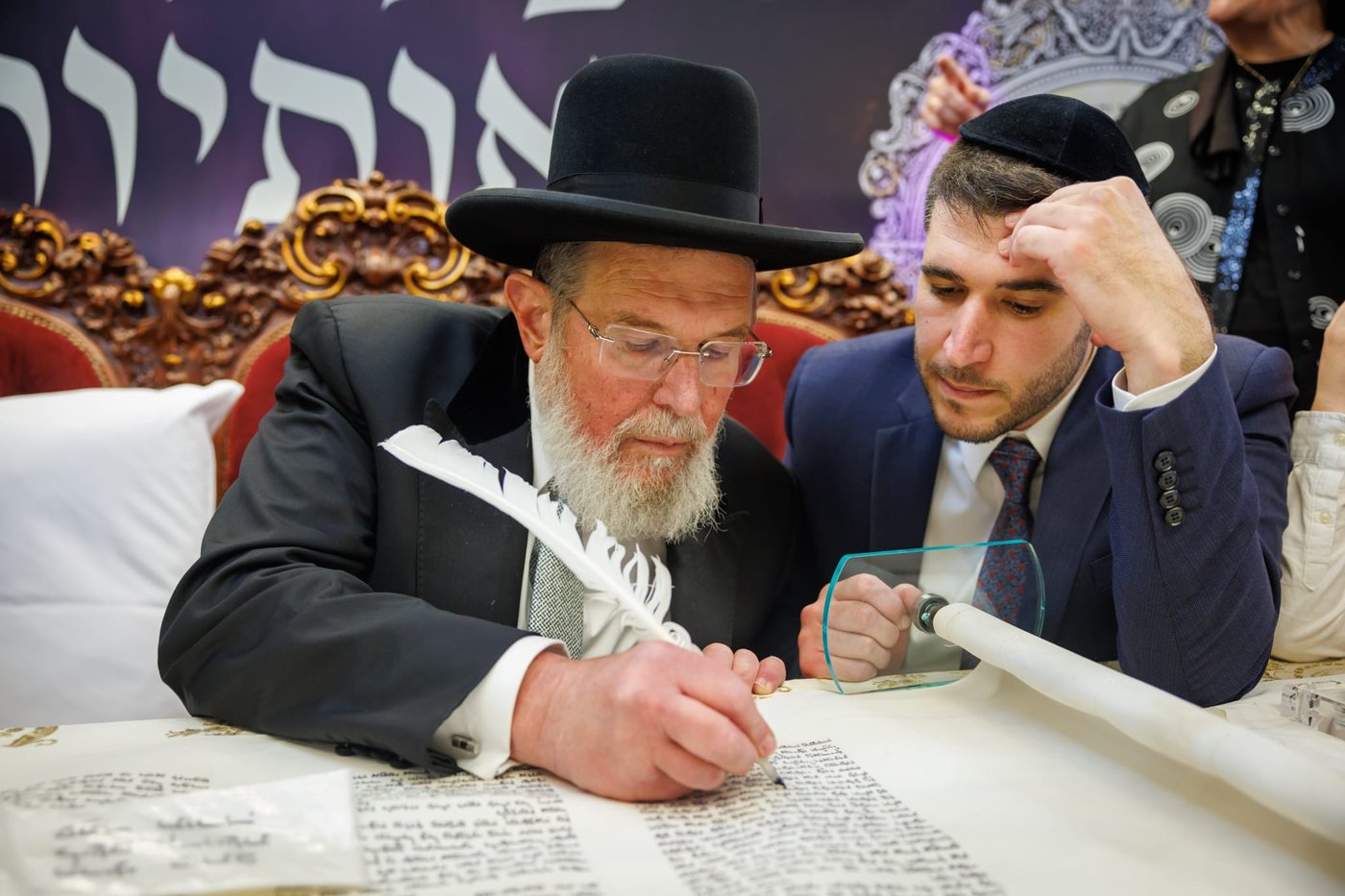 הכנסת ספר תורה נדבת ר' צביקה כהן