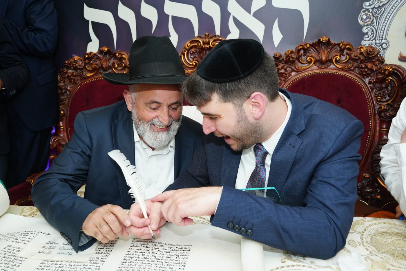 הכנסת ספר תורה נדבת ר' צביקה כהן