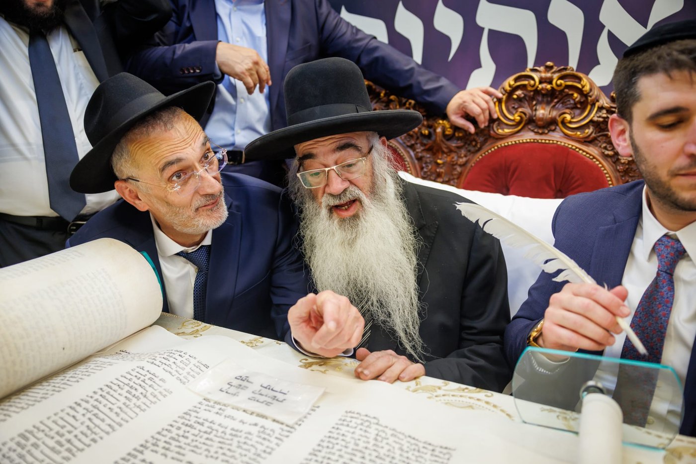 הכנסת ספר תורה נדבת ר' צביקה כהן