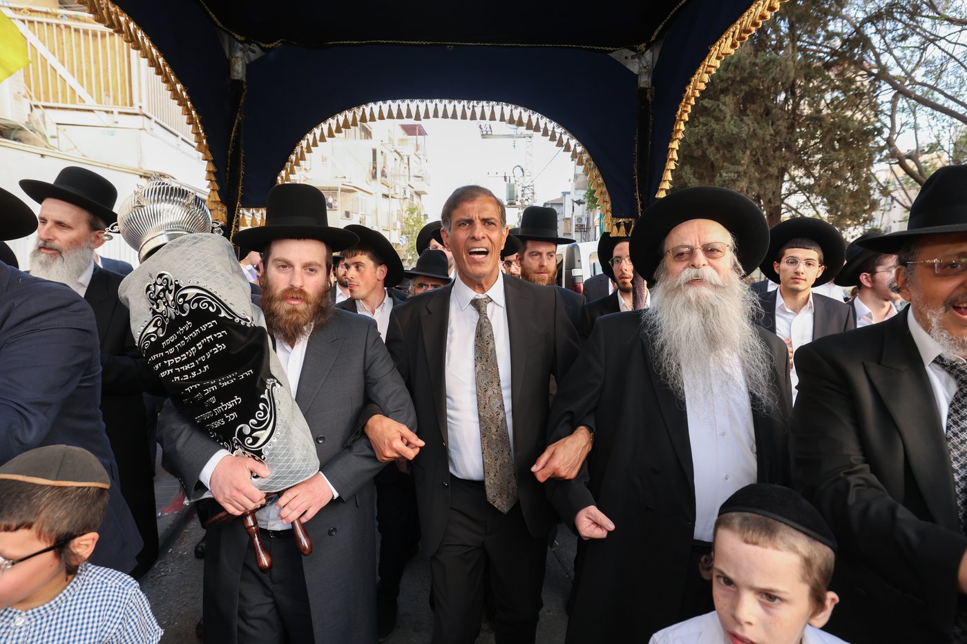 הכנסת ספר תורה לקהילת 'תפארת ציון'