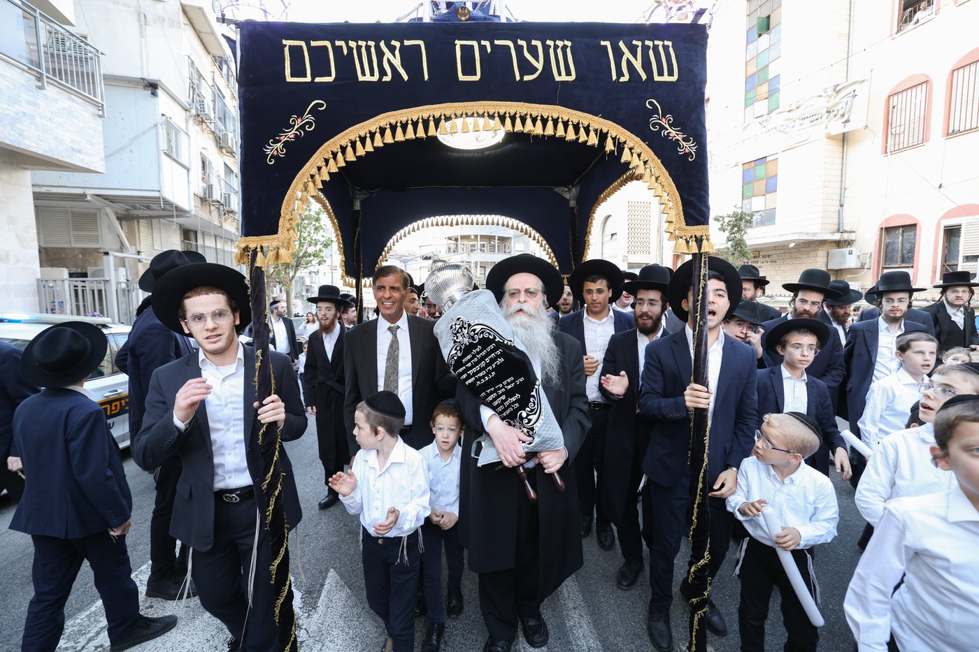הכנסת ספר תורה לקהילת 'תפארת ציון'