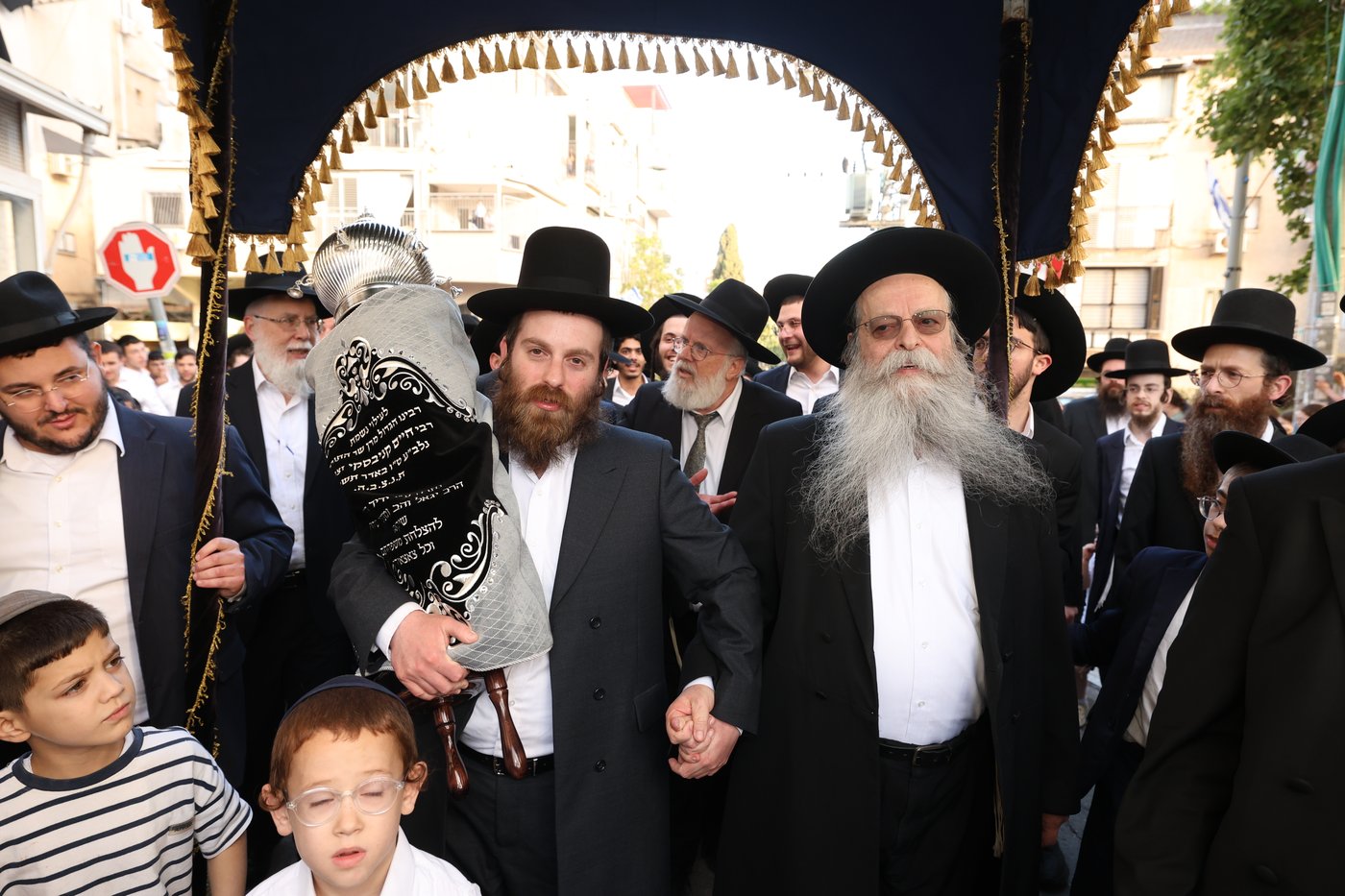 הכנסת ספר תורה לקהילת 'תפארת ציון'