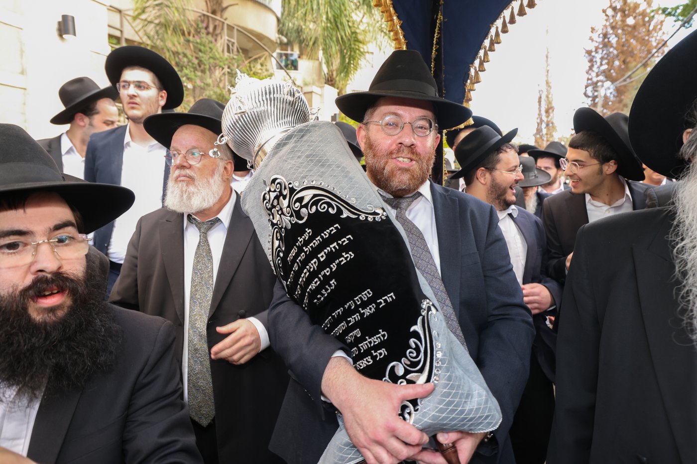 הכנסת ספר תורה לקהילת 'תפארת ציון'