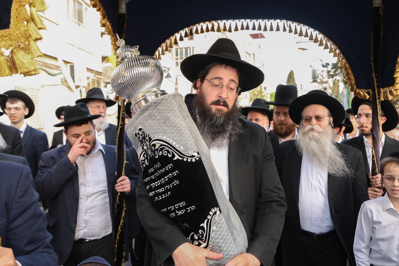 הכנסת ספר תורה לקהילת 'תפארת ציון'