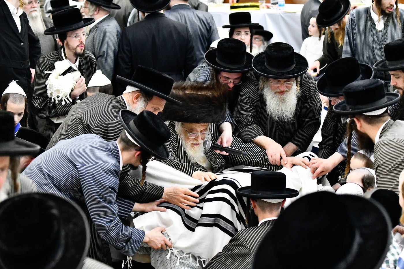 לימוד א' ב' בתולדות אהרן