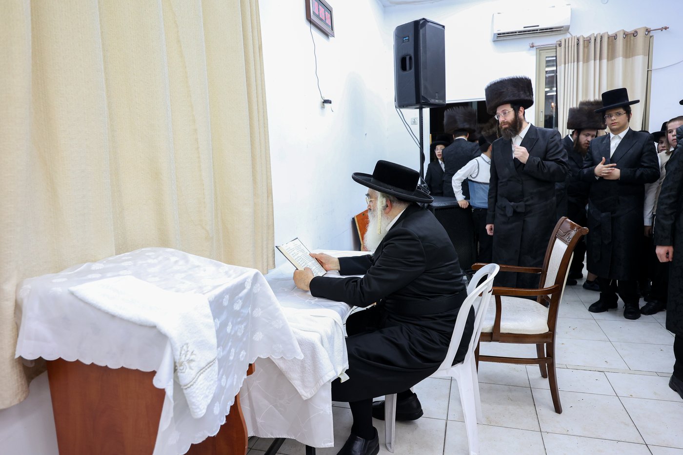 הכנס''ת לביהמ''ד דושינסקיא באלעד