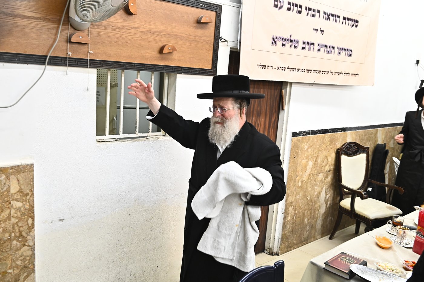 סעודת ההודאה אצל הגרח"י בידרמן