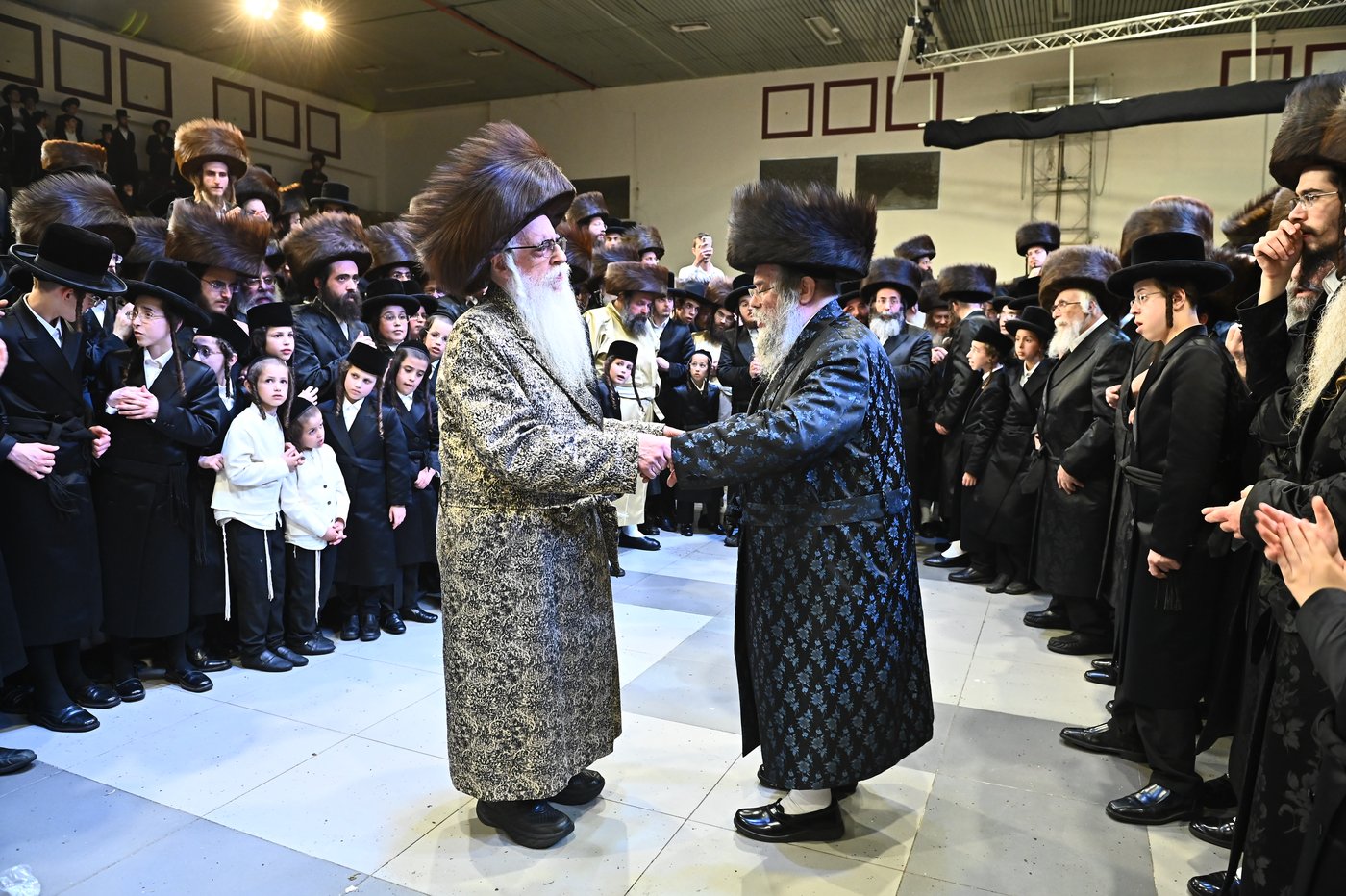 שמחת בית תולדות אברהם יצחק - צאנז