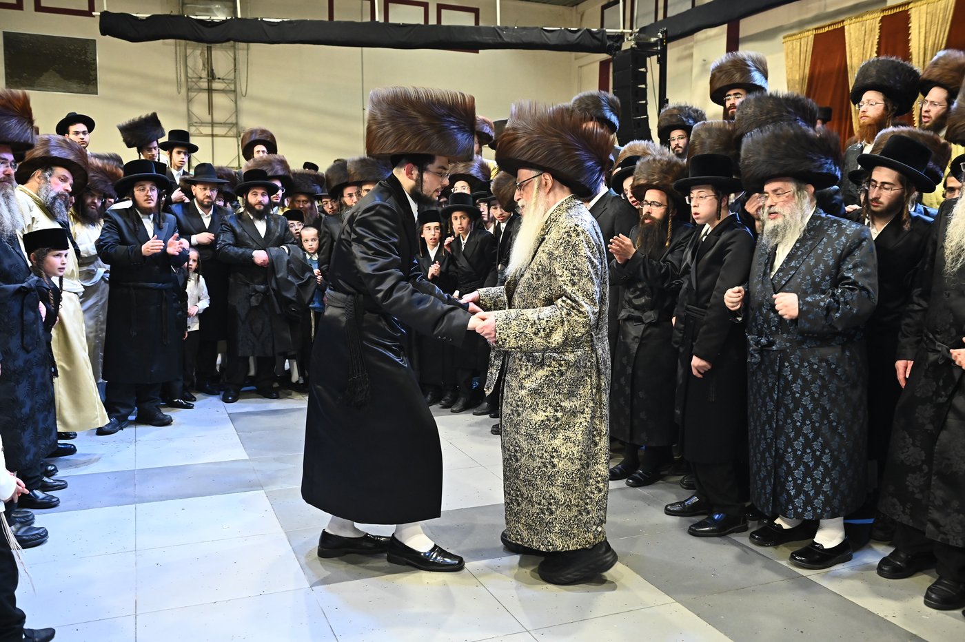 שמחת בית תולדות אברהם יצחק - צאנז