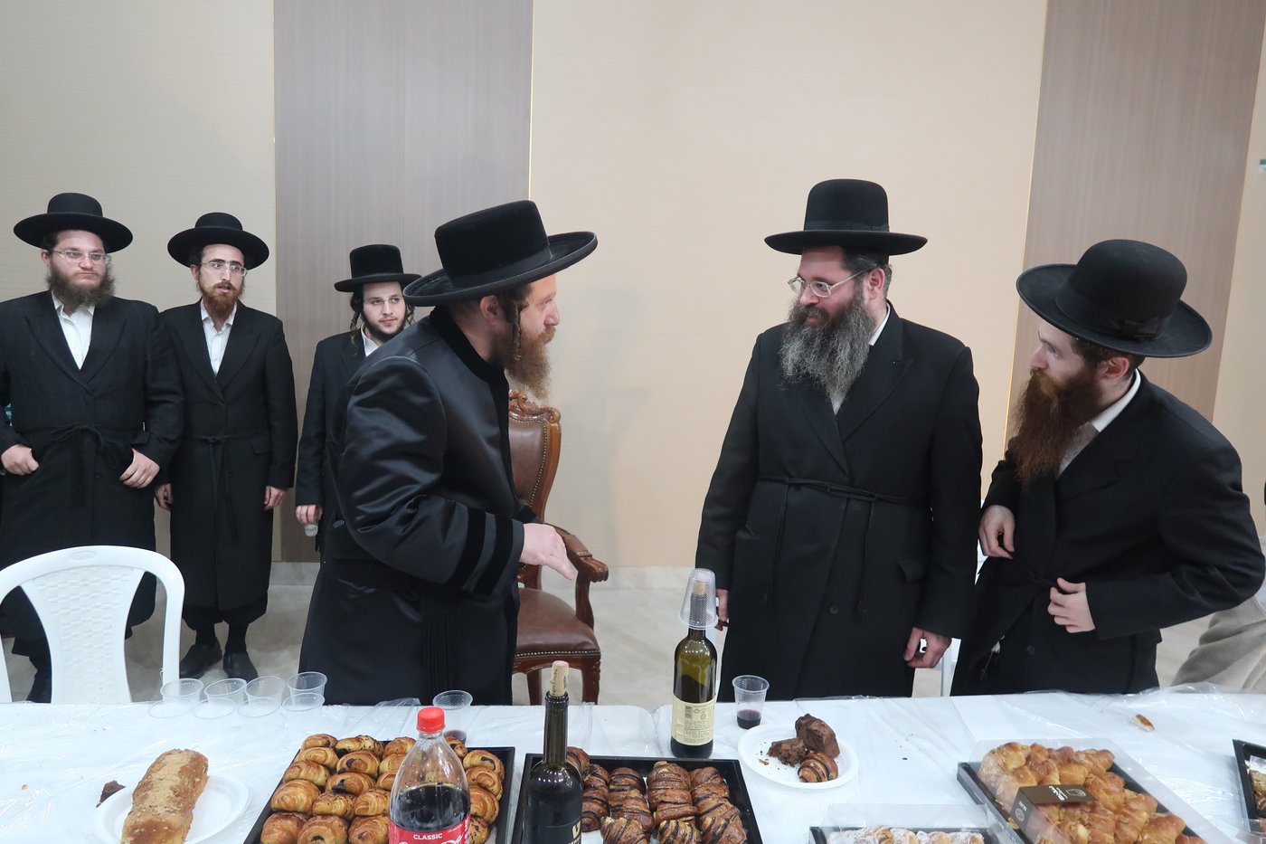 חנוכת הבית לבית החסידים דגור במתחם הסופרים