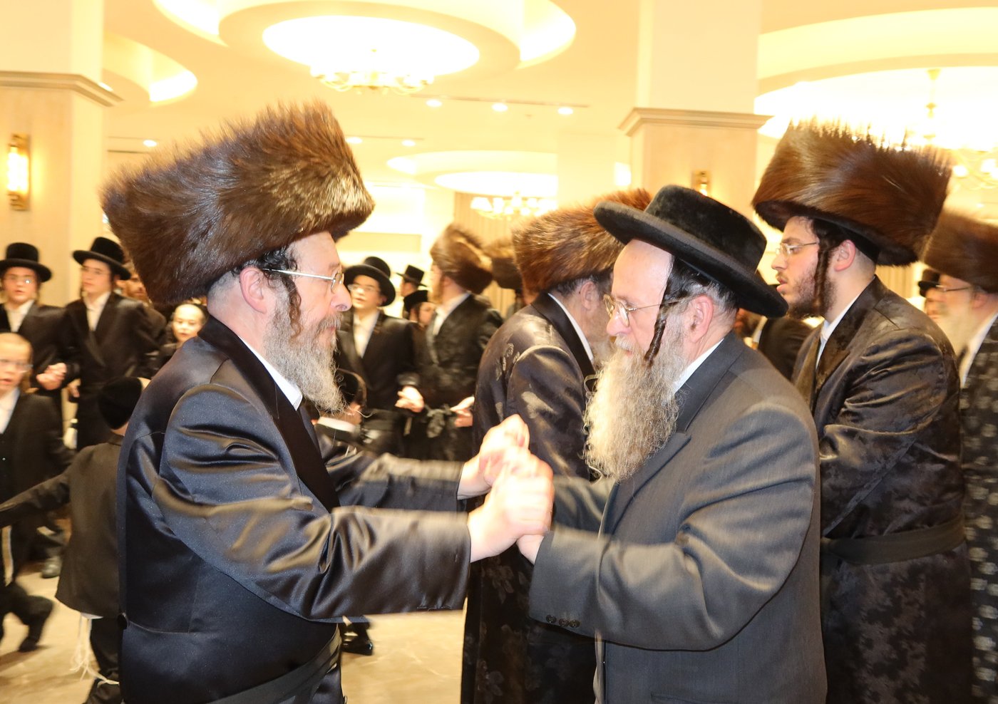 שמחת נישואי בת גאב"ד זוועהיל