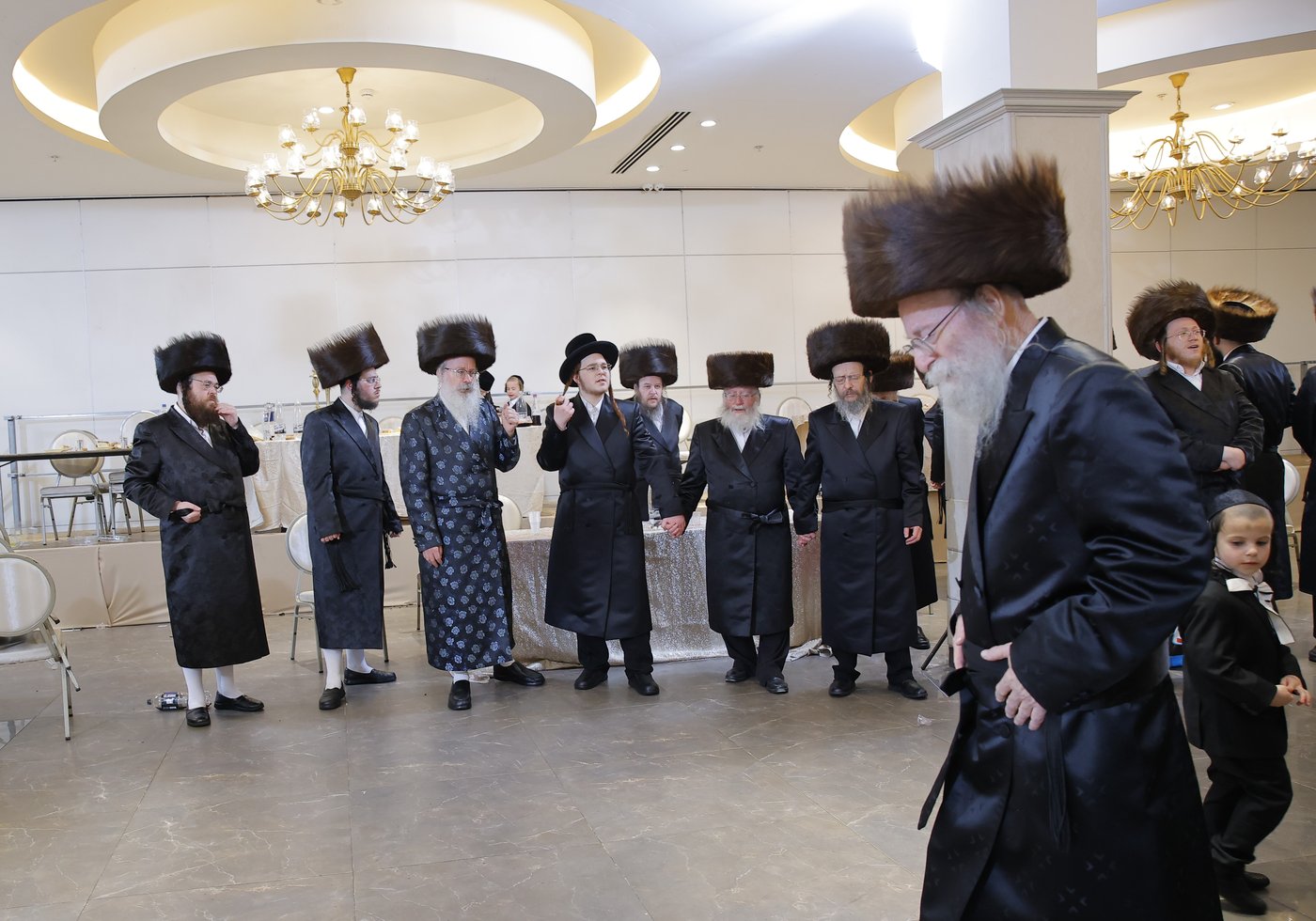 שמחת נישואי בת גאב"ד זוועהיל