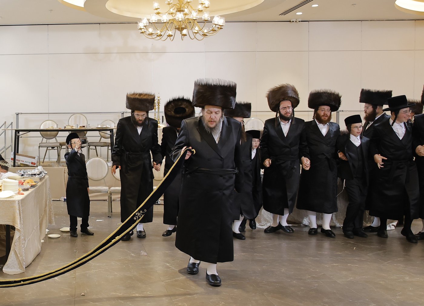 שמחת נישואי בת גאב"ד זוועהיל
