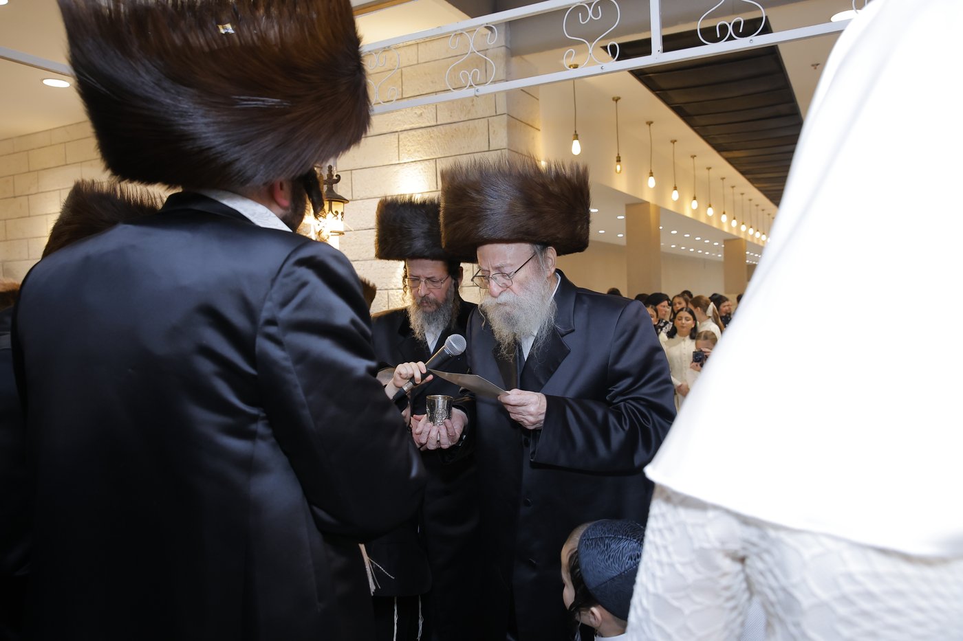שמחת נישואי בת גאב"ד זוועהיל