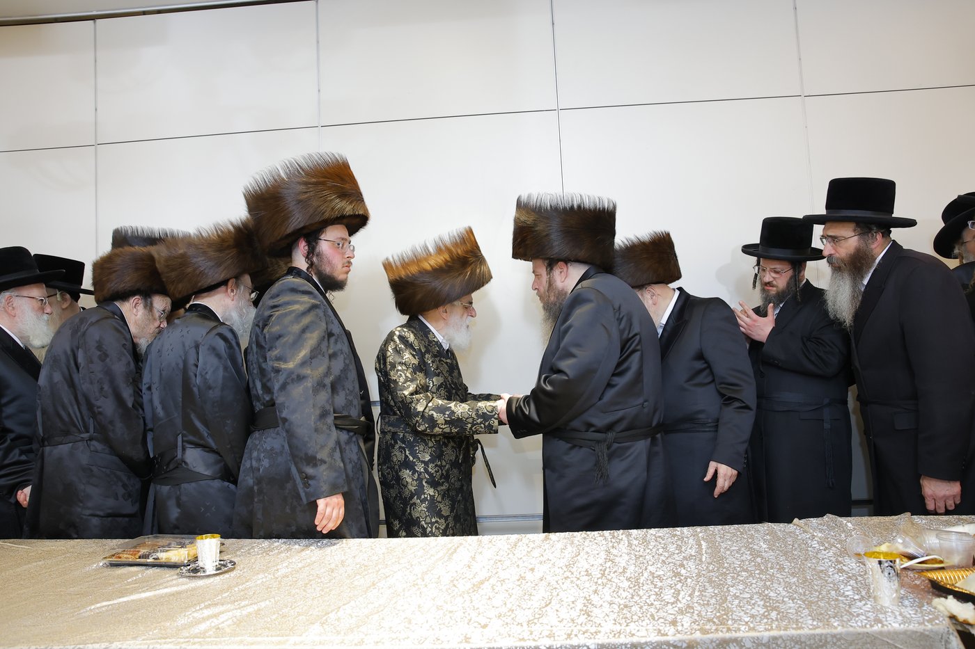 שמחת נישואי בת גאב"ד זוועהיל