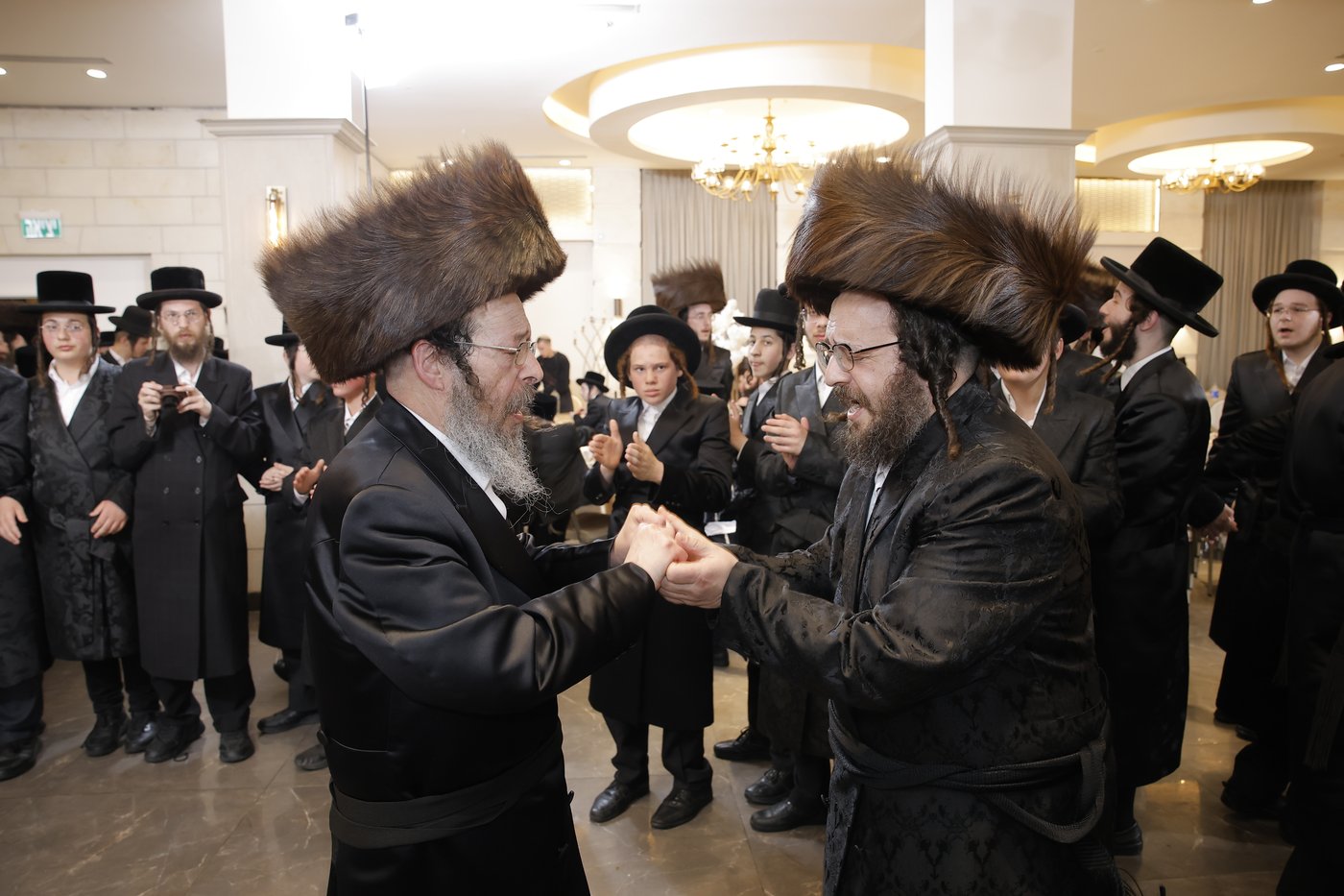 שמחת נישואי בת גאב"ד זוועהיל
