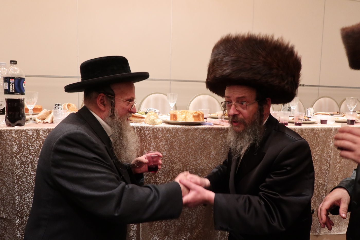 שמחת נישואי בת גאב"ד זוועהיל