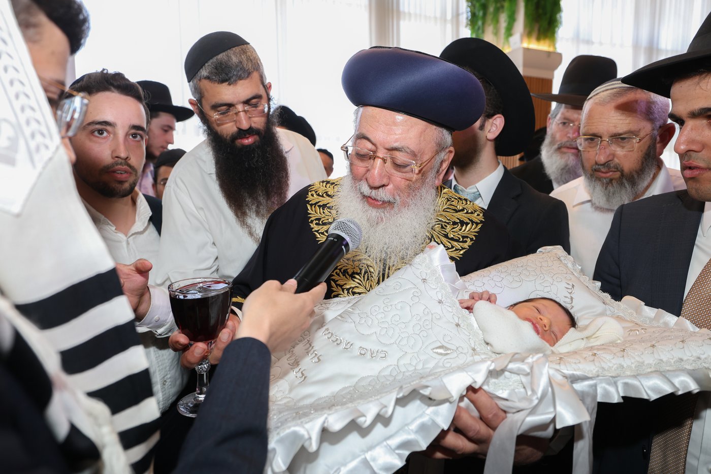 שמחת הברית לנינם המשותף של הראשל"צים הגר"י יוסף והגרש"מ עמאר