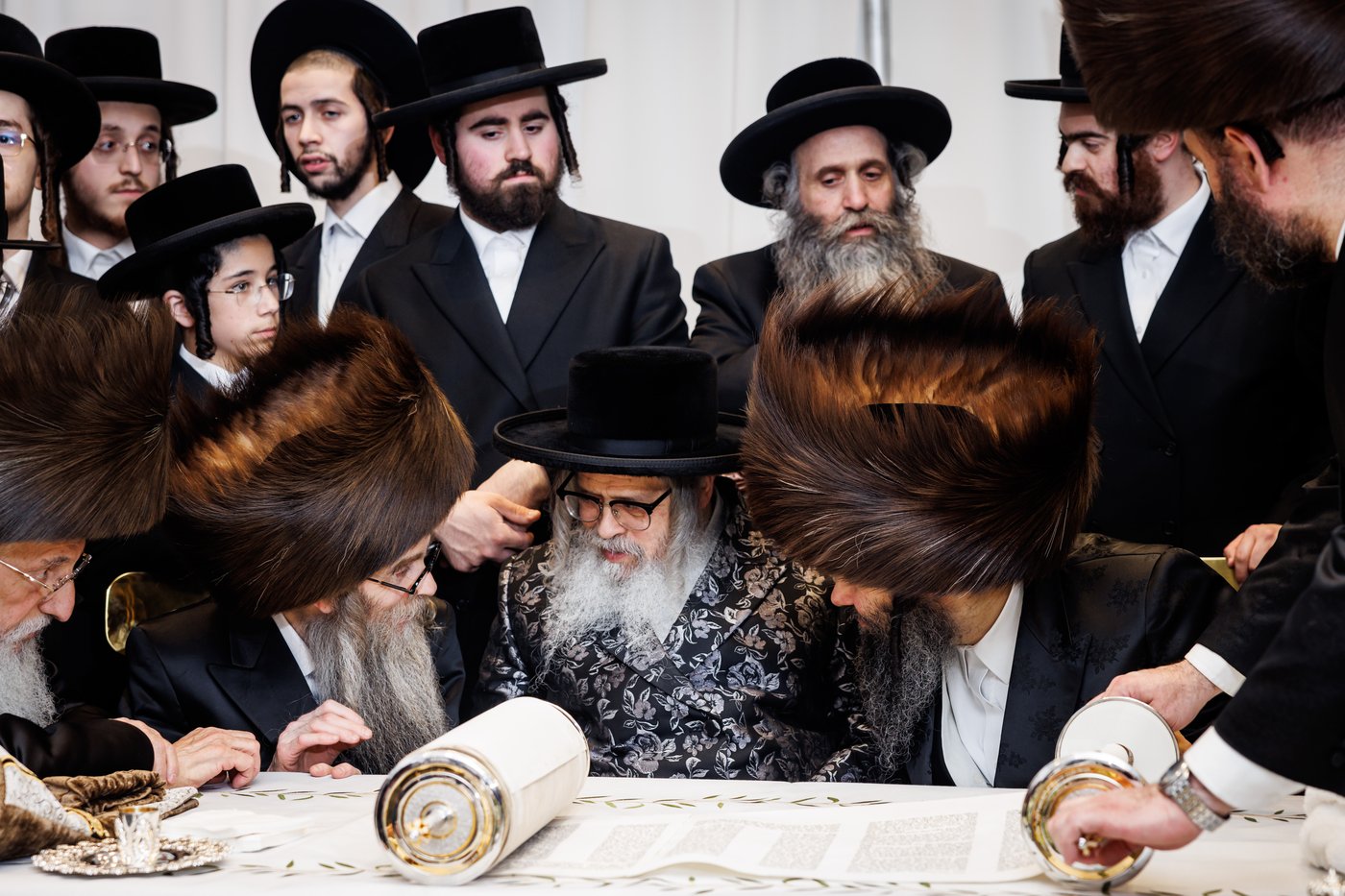 הכנסת ס"ת ע"י ליפא פרידמן בסאטמר