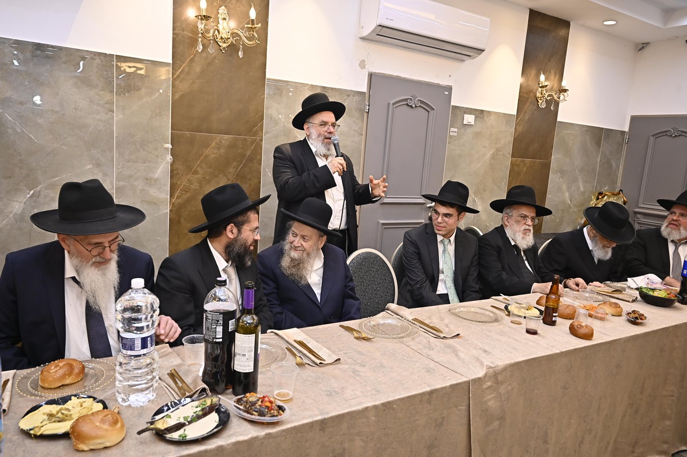 אירוסי נינת הגר"ד בצרי