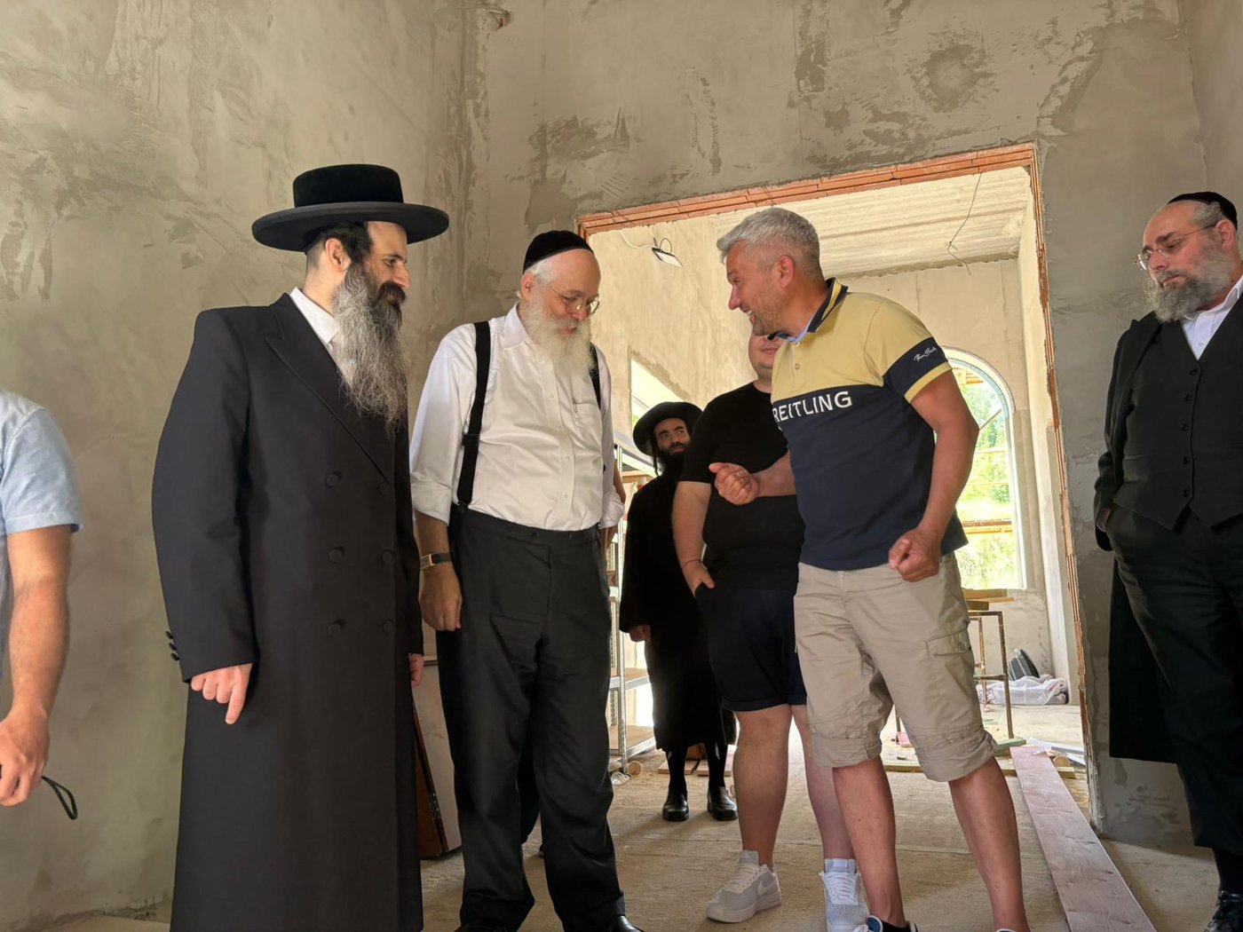 ראש עיריית קרעסטיר בסיור