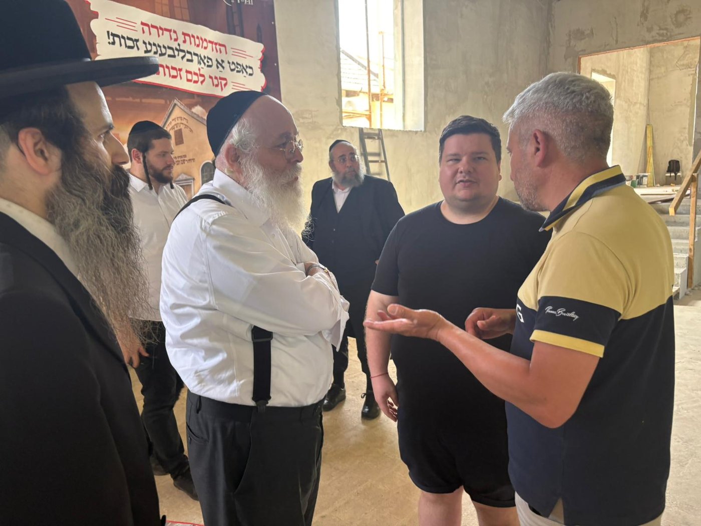 ראש עיריית קרעסטיר בסיור