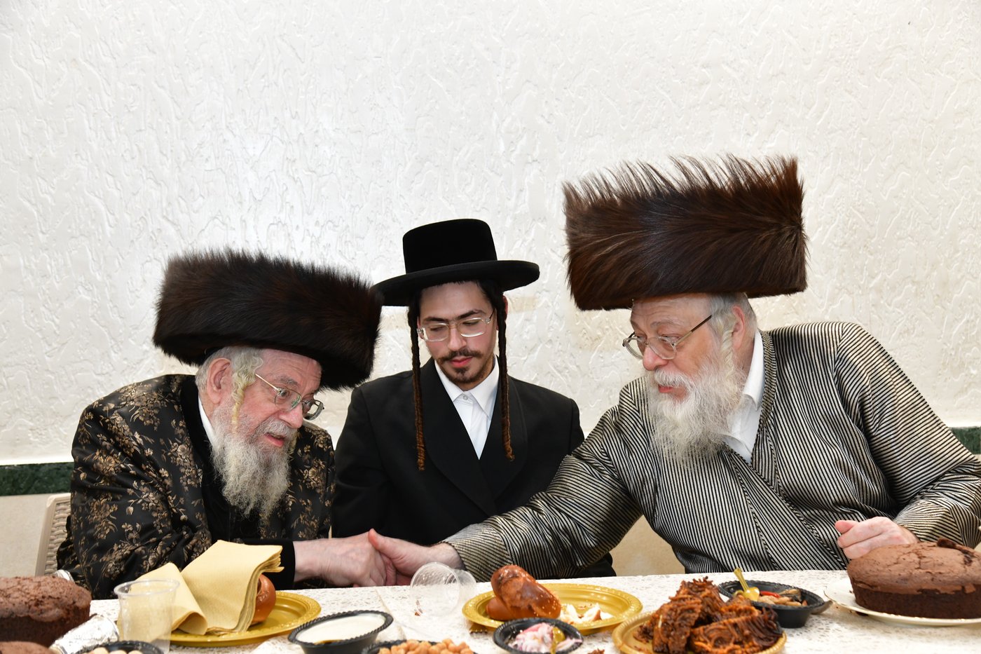 שמחת בית תולדות אהרן - חוסט - משכנות הרועים
