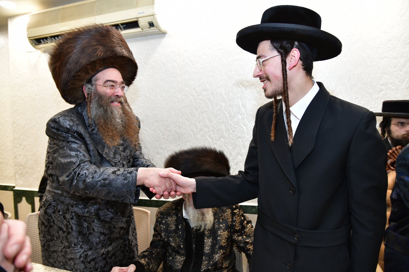 שמחת בית תולדות אהרן - חוסט - משכנות הרועים