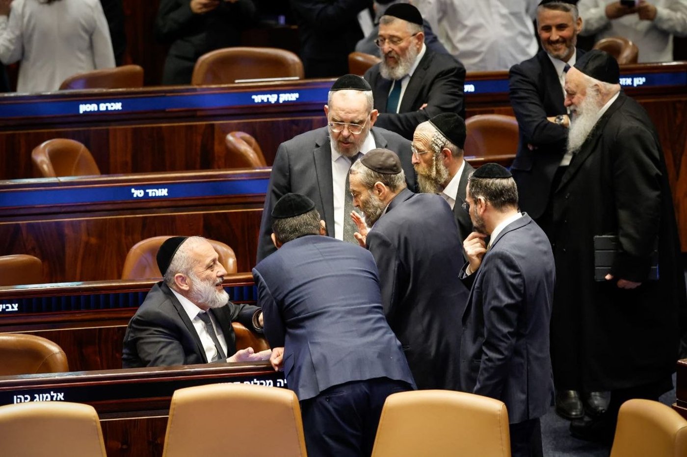 הח"כים שלא מדברים זה עם זה | 'זיידל'ע' עם כל התמונות, הנייעס והחשיפות של השבוע