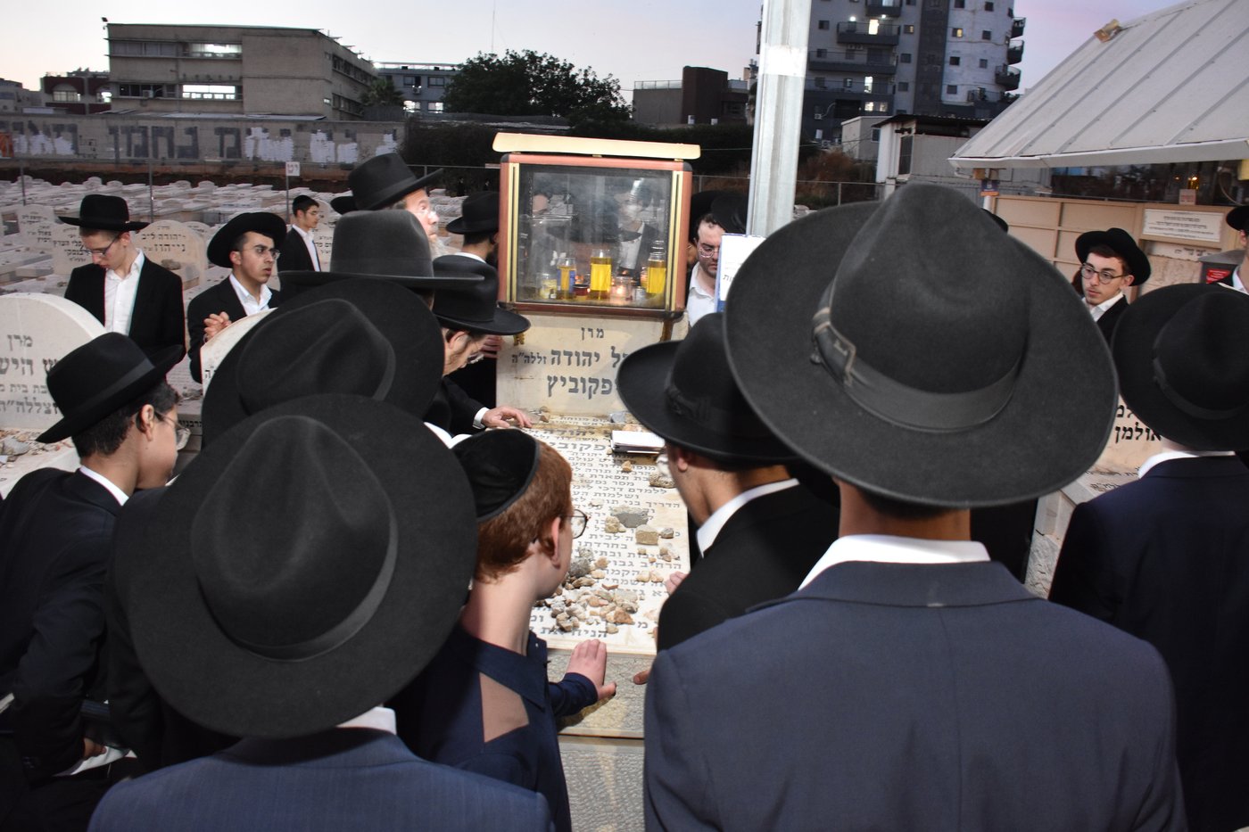 עליה לציון של הגרמ"י ליפקוביץ זצ"ל