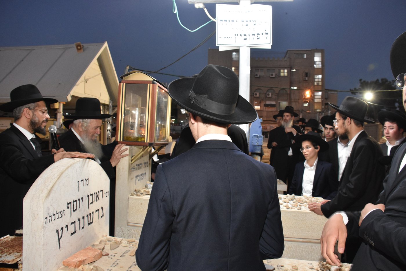 עליה לציון של הגרמ"י ליפקוביץ זצ"ל