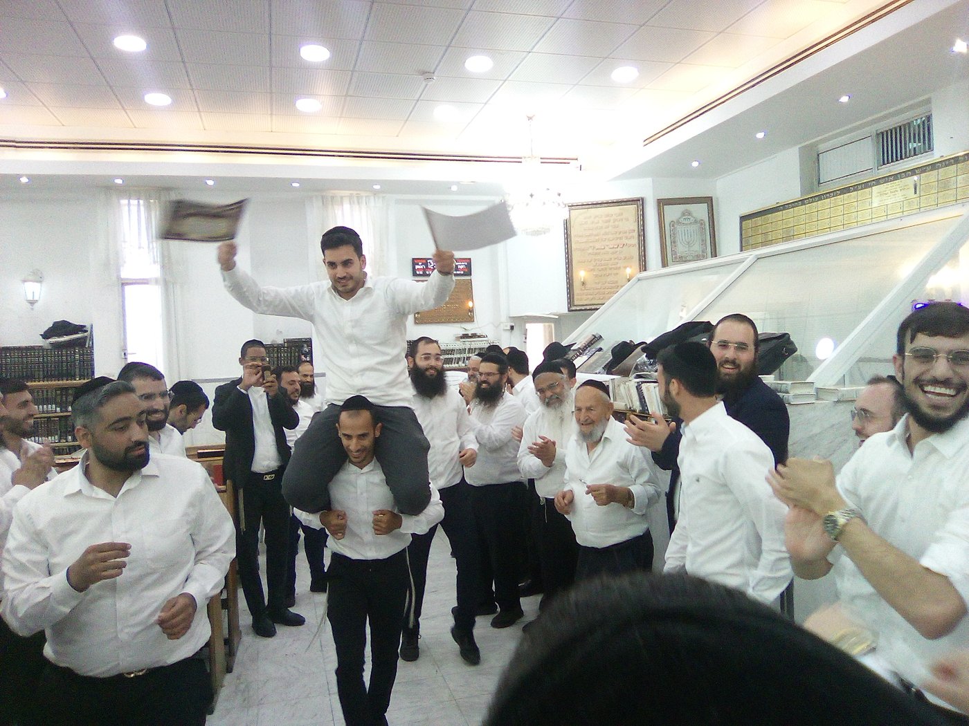 קבלת פנים לאסיר צוריאל צדוק