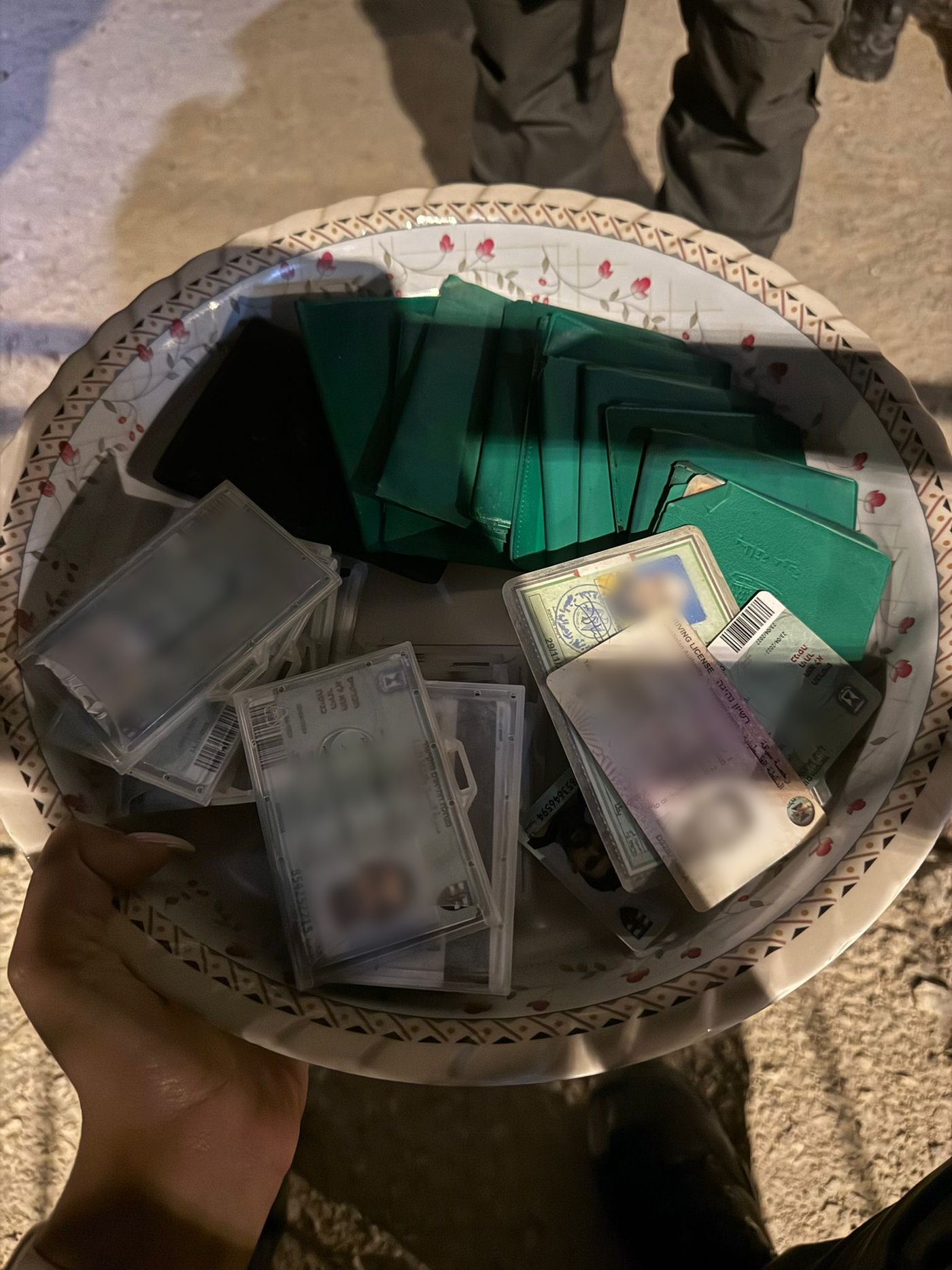 תפיסת שוהים בלתי חוקיים בשכונת בית צפאפא בירושלים