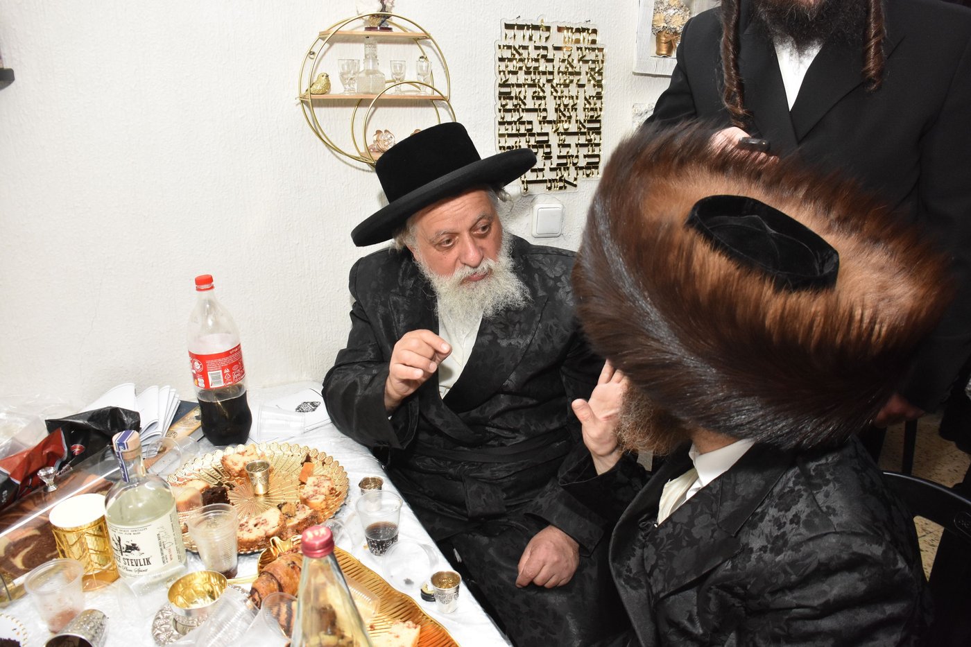 הכנסת ספר התורה בקארלין לעלוב