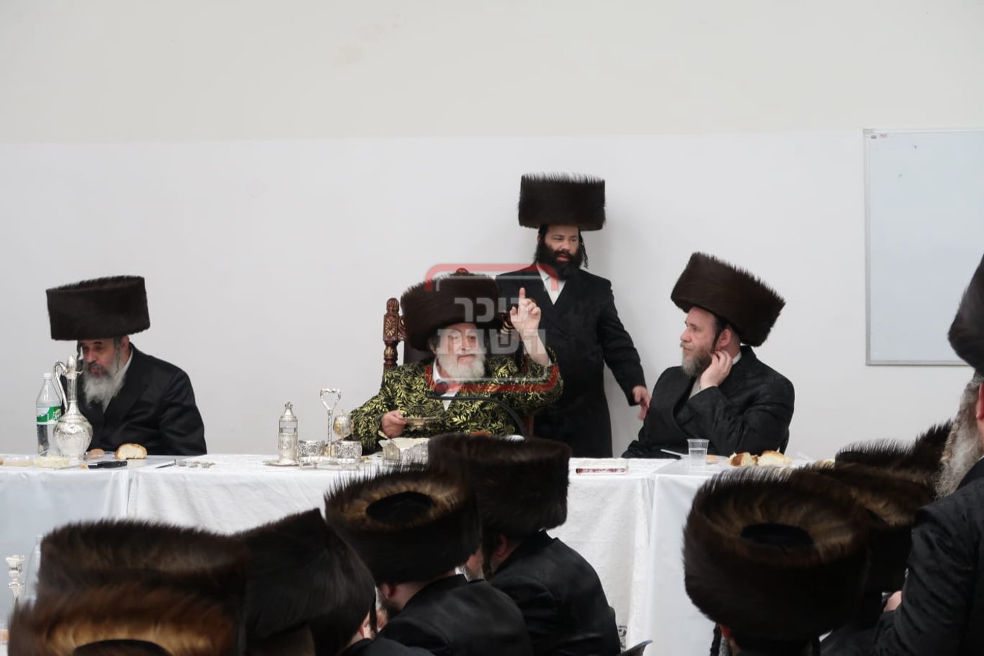 שמחת הפארשפיל לרגל נישואי נכדת האדמו"ר מויז'ניץ 