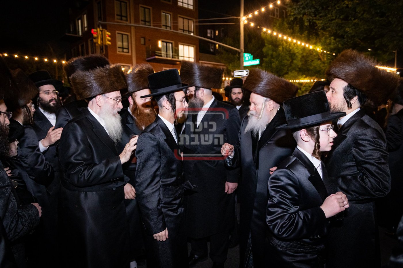 שבועות בחצה"ק באבוב