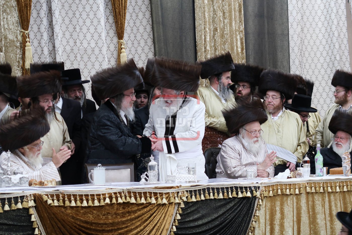 שמחת בית תולדות אהרן - קרעטשניף סיגעט - פרמישלאן