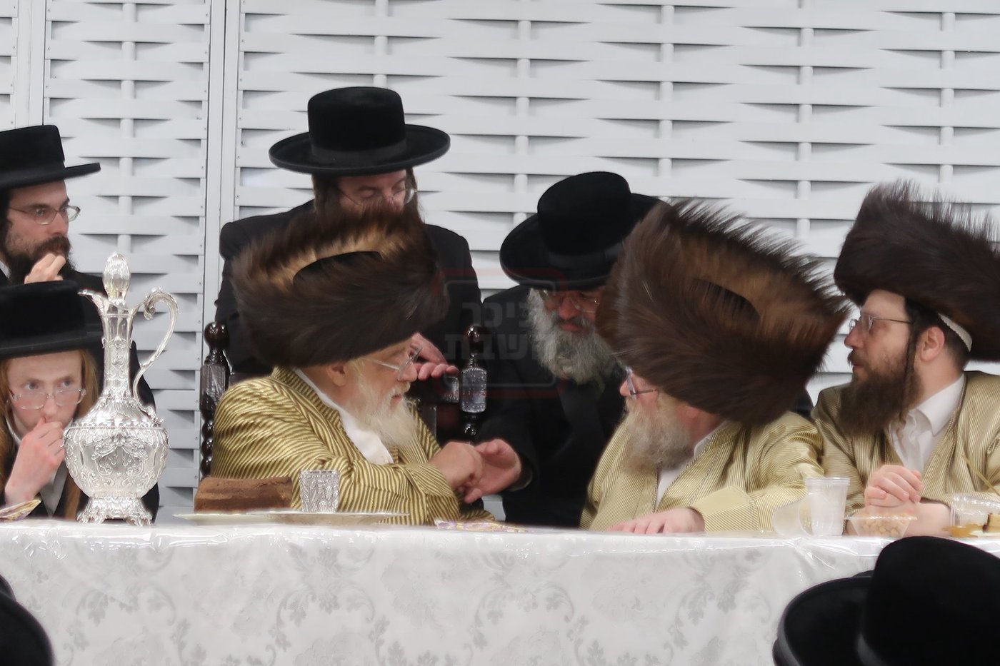 שמחת בית תולדות אהרן - משכנות הרועים
