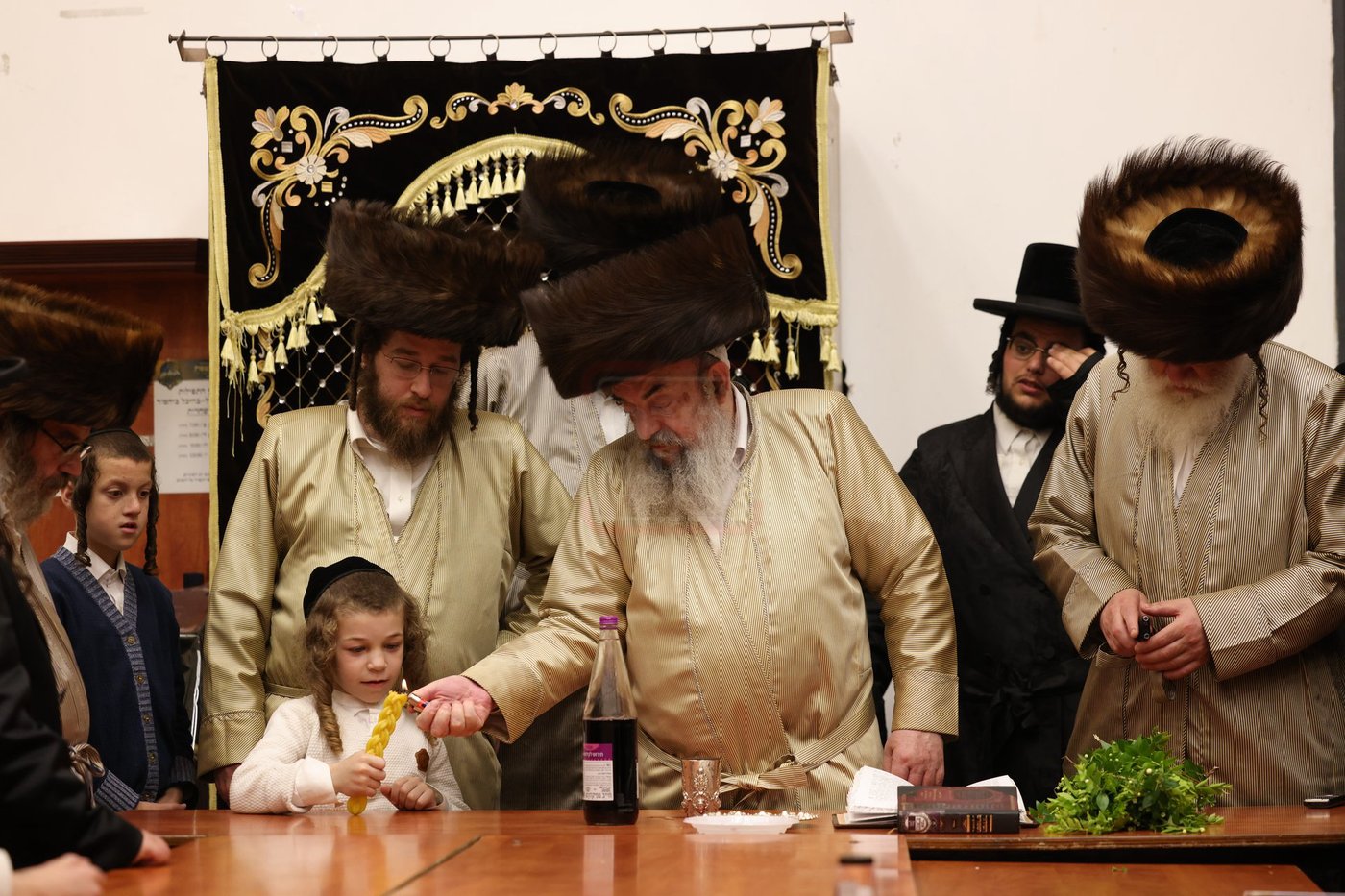 האדמו"ר מלעלוב בהבדלה בעיה"ק צפת