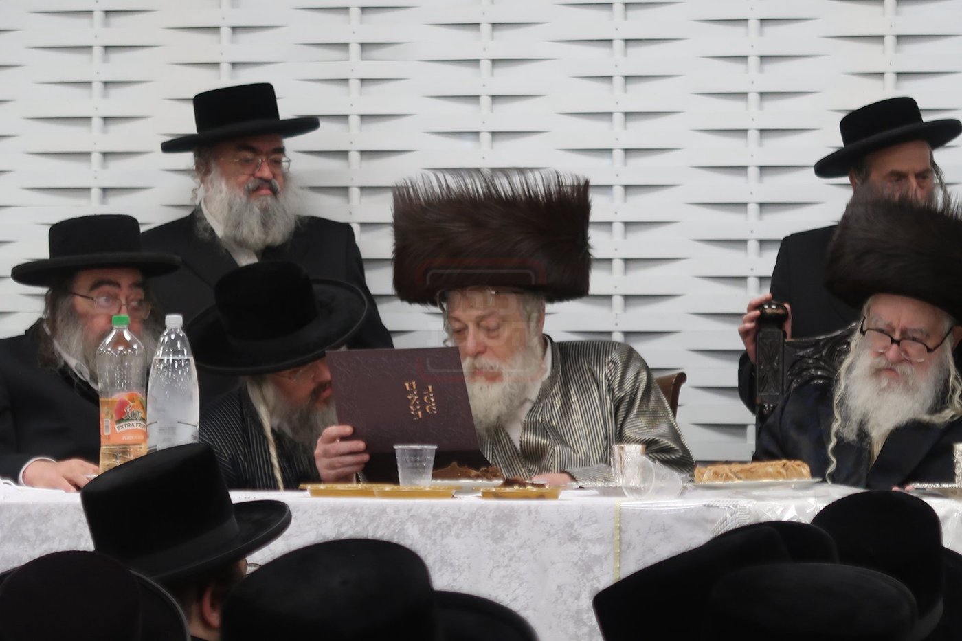 שמחת בית תולדות אהרן - משכנות הרועים